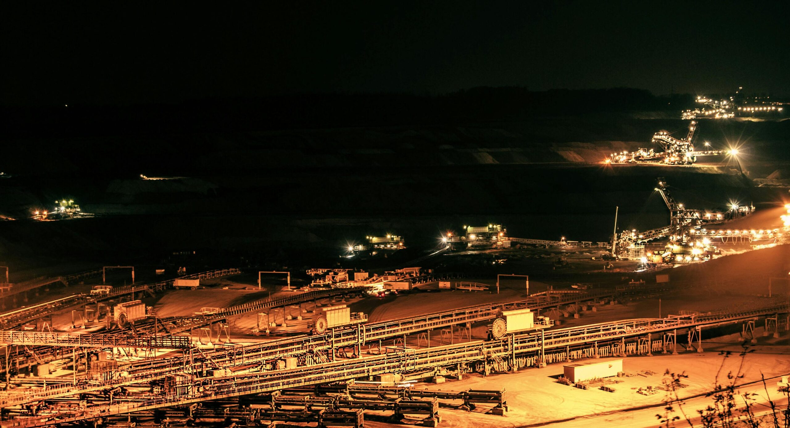 Africa’s mining boom is accelerating, but a severe talent shortage threatens project delivery across the continent. Explore the skills crisis, rising demand for critical minerals, and how proactive workforce planning is key to sustaining growth in Africa’s mining sector.